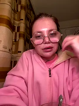 lovebellagrey online show from January 6, 2026, 2:21 pm