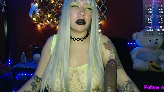 nathalie zanettii online show from November 15, 2025, 10:15 pm