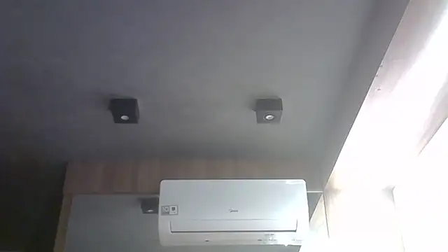 Skinny-Kitten online show from March 30, 2026, 4:46 am