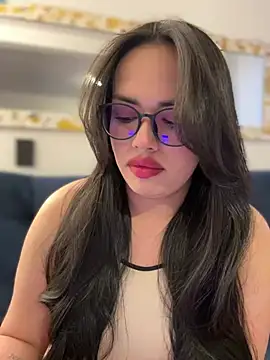 andra rose online show from March 5, 2025, 11:05 pm