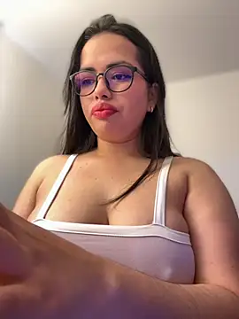 andra rose online show from September 14, 2025, 6:07 pm