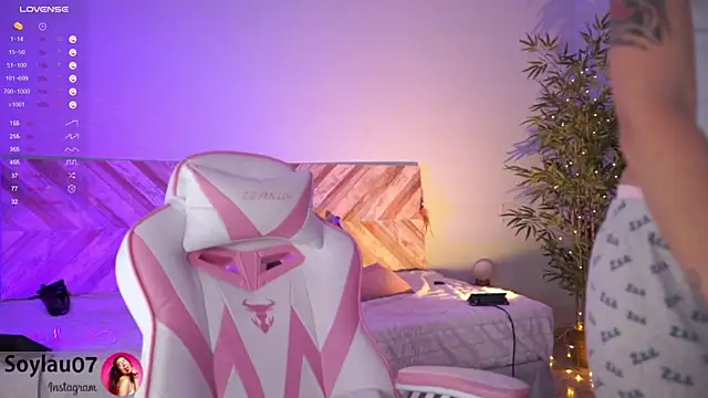 Snapshot of imjess01 chatting on December 22, 2024, 3:11 am imjess01 online show from December 22, 2024, 3:11 am