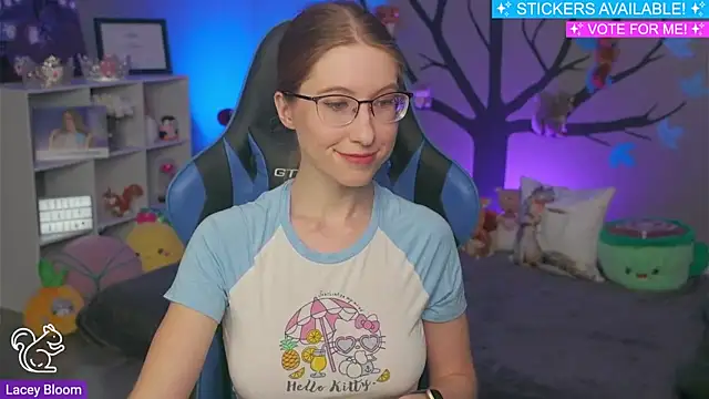 TheLaceyBloom online show from January 9, 2025, 2:11 am