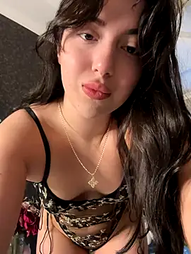 Tasty Nora online show from November 15, 2025, 5:05 am