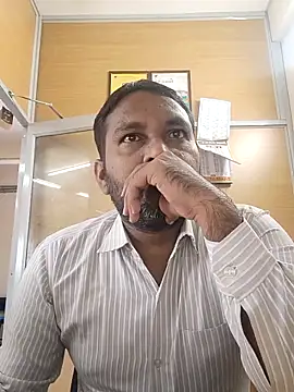 adicma123 online show from October 15, 2025, 3:39 am