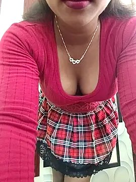 ANGE-MOU online show from February 18, 2026, 3:24 am