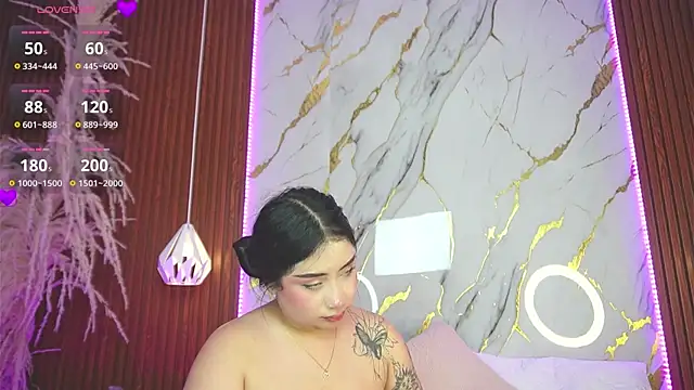 haylie  online show from January 19, 2025, 2:25 am