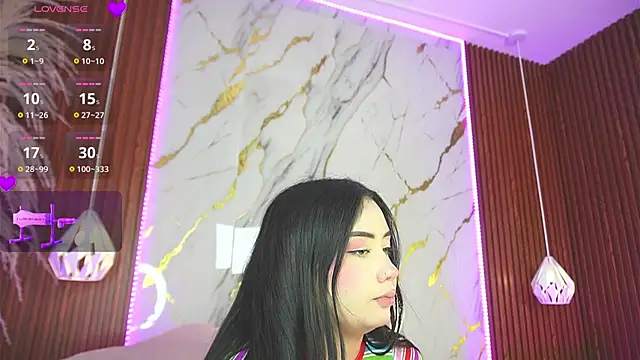 haylie  online show from January 30, 2025, 6:03 am