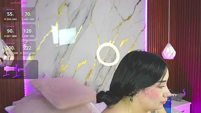 haylie  online show from February 28, 2025, 3:37 am