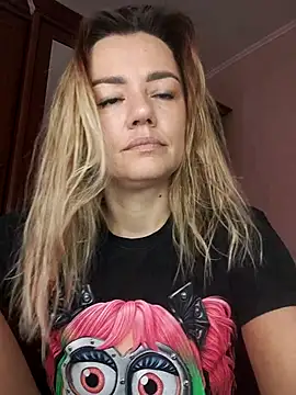 KrissSexi online show from September 12, 2025, 6:24 am