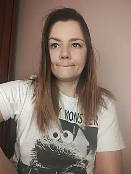 KrissSexi online show from April 8, 2026, 8:58 am