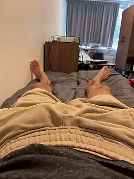 Snapshot of mihaixxx1 chatting on September 19, 2025, 1:34 pm mihaixxx1 online show from September 19, 2025, 1:34 pm