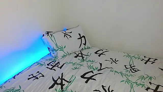 Mehottie29 online show from December 23, 2024, 2:56 am