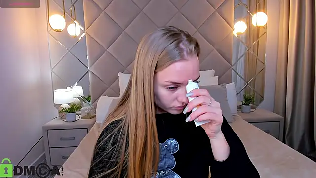 Barbie Lis online show from November 5, 2025, 12:54 am