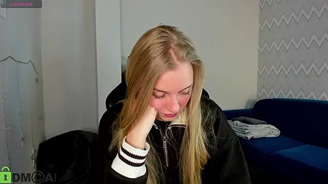 Barbie Lis online show from February 3, 2026, 12:53 am