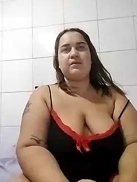 MinaBoss online show from December 5, 2025, 1:36 am