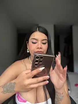 Insane Issa online show from November 14, 2025, 8:29 pm