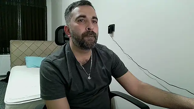 tgltplsr online show from February 2, 2026, 9:46 pm