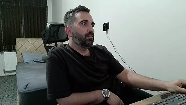 tgltplsr online show from February 9, 2026, 8:46 pm