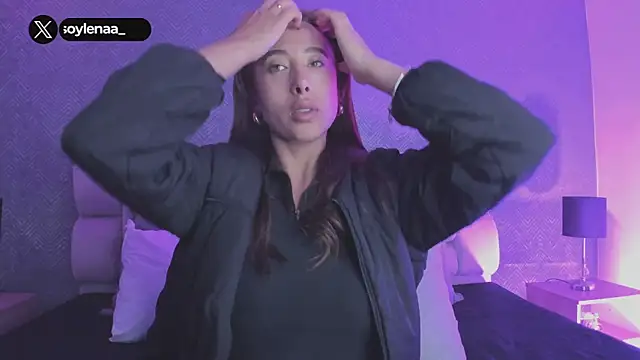 Snapshot of lena_banks chatting on October 10, 2025, 10:42 pm lena banks online show from October 10, 2025, 10:42 pm