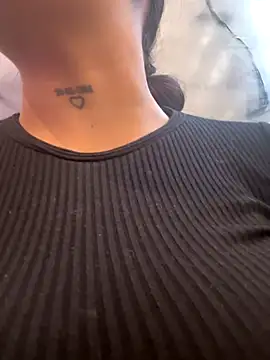 LunaBaker-1 online show from October 12, 2025, 7:57 pm