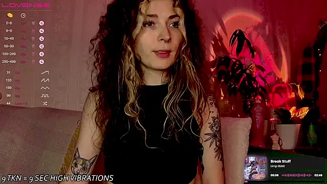 IttyKitty online show from October 18, 2025, 6:19 pm