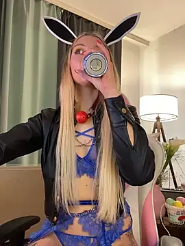 KittyKatyDream online show from April 4, 2026, 4:15 pm