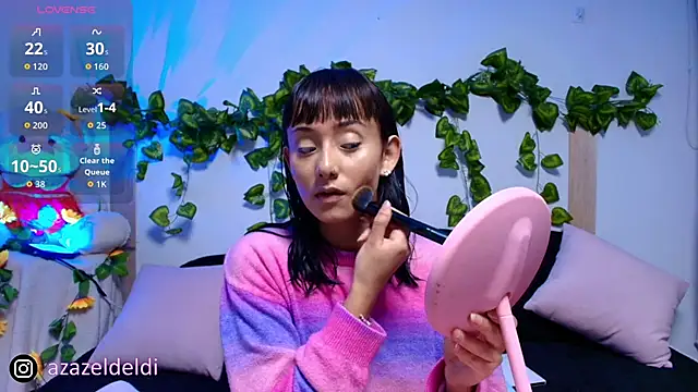 tati cardenas online show from November 4, 2025, 5:28 am