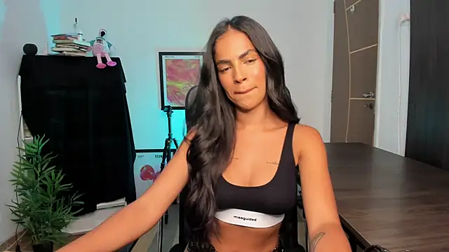 camille-rose online show from March 27, 2026, 8:41 pm