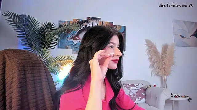 LauraCoy online show from September 24, 2025, 8:12 pm