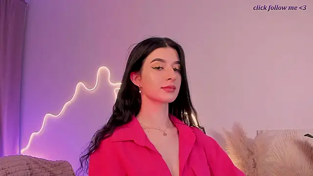 LauraCoy online show from May 12, 2026, 10:40 pm