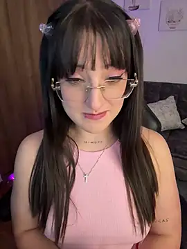 Megan lu2 online show from February 25, 2025, 2:58 am