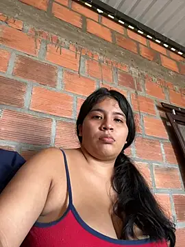 Snapshot of moncerrat_luna chatting on January 18, 2025, 5:15 pm moncerrat luna online show from January 18, 2025, 5:15 pm