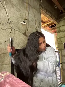 Snapshot of moncerrat_luna chatting on March 19, 2025, 9:05 pm moncerrat luna online show from March 19, 2025, 9:05 pm