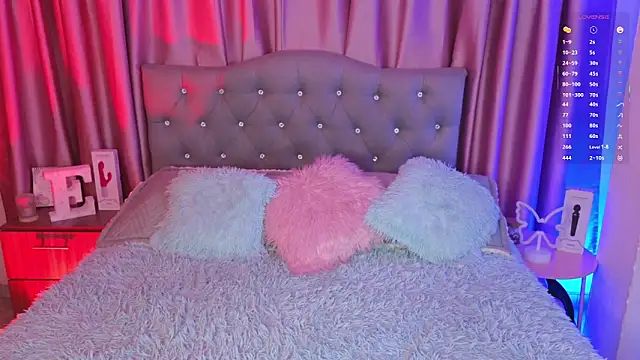 Emiily Scott1 online show from May 30, 2026, 1:46 am