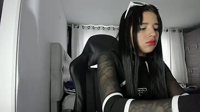 aliice walker  online show from October 3, 2025, 1:08 pm