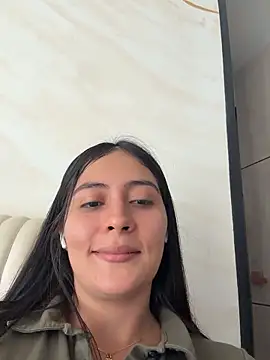 Snapshot of Sophie__Foxxx chatting on June 1, 2026, 4:52 pm Sophie Foxxx online show from June 1, 2026, 4:52 pm