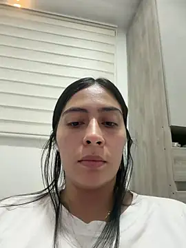 Sophie  Foxxx online show from July 1, 2026, 1:40 am