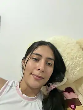 Sophie  Foxxx online show from July 7, 2026, 11:31 pm