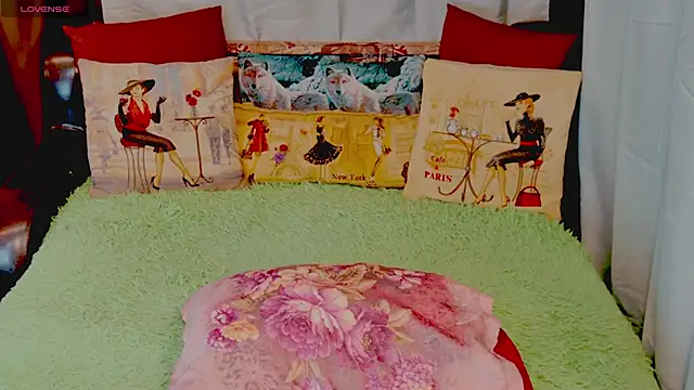 stiphlermom online show from September 24, 2025, 3:26 pm