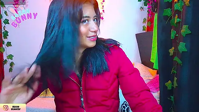 Roxanbunny1 online show from January 14, 2026, 5:35 am