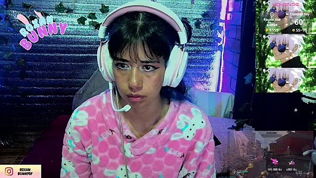 Roxanbunny1 online show from March 9, 2026, 1:53 am