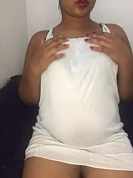 Snapshot of Rose_Olivia chatting on February 9, 2025, 5:22 pm Rose Olivia online show from February 9, 2025, 5:22 pm