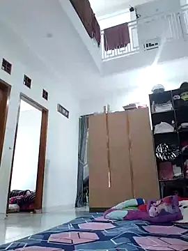 Snapshot of Dwirosebig chatting on October 11, 2025, 5:17 am Dwirosebig online show from October 11, 2025, 5:17 am