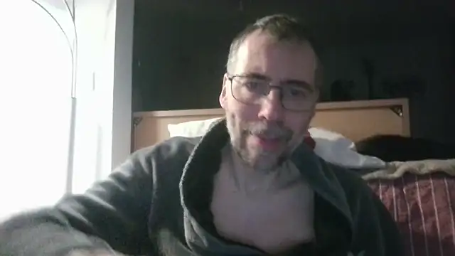 ptitcanard60600 online show from March 31, 2026, 9:48 pm