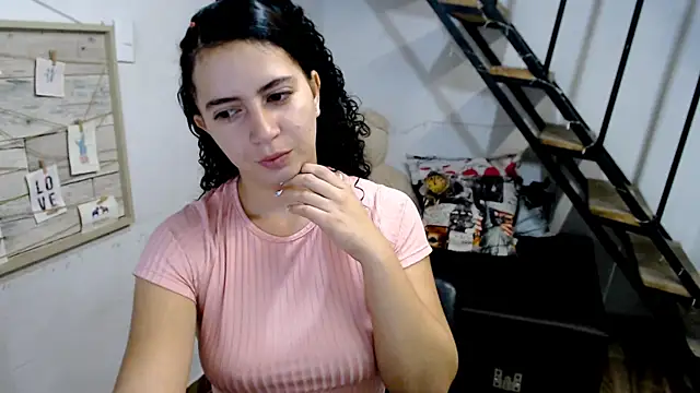 samantha baby  online show from March 13, 2025, 11:16 pm