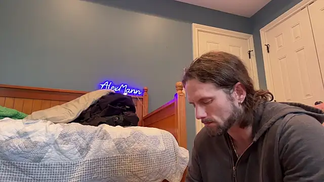 alexmannd online show from December 4, 2024, 2:48 pm