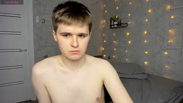 Snapshot of Mark_Bearcub chatting on May 13, 2026, 7:00 pm Mark Bearcub online show from May 13, 2026, 7:00 pm
