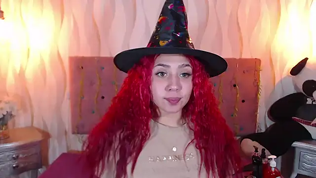 IsabelaLatina online show from October 31, 2025, 2:23 am