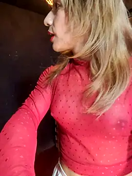 Evehampy online show from September 10, 2025, 8:42 pm